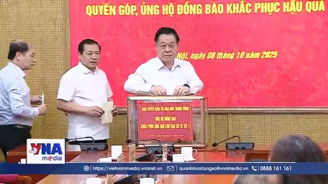 Ban Tuyên giáo và Dân vận TW ủng hộ khắc phục hậu quả bão lũ