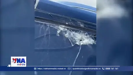 Tổng thống Ecuador thoát nạn trong vụ tấn công vũ trang