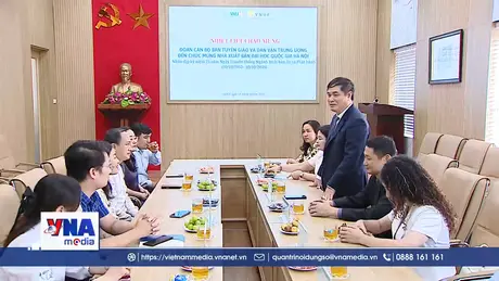 Ban Tuyên giáo Trung ương chúc mừng Nhà xuất bản ĐHQGHN