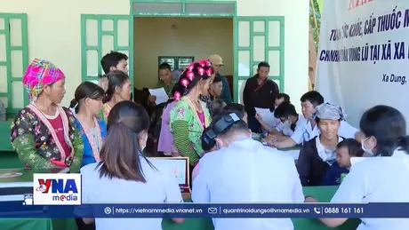 Nghĩa tình quân dân ở vùng lũ Xa Dung