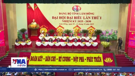 Phó Thủ tướng Thường trực Nguyễn Hoà Bình dự Đại hội Đảng bộ tỉnh Lâm Đồng