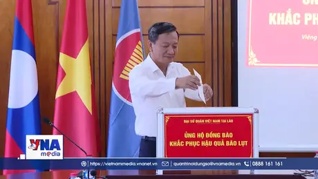 Cộng đồng người Việt tại Lào ủng hộ đồng bào chịu ảnh hưởng bão lũ