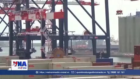 Kinh tế toàn cầu đối mặt với “bộ ba” rủi ro lớn