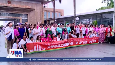 Quảng Ninh đón gần 1.000 khách du lịch MICE qua cửa khẩu quốc tế Móng Cái