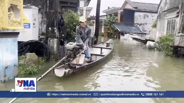 Người dân Huế chủ động ứng phó với ngập lụt do mưa lớn