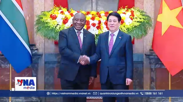 Chủ tịch nước chủ trì lễ đón cấp Nhà nước Tổng thống Nam Phi