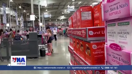Mỹ tăng thêm 10% thuế đối với hàng hóa Canada