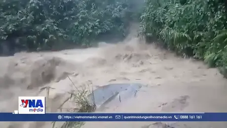 Mưa lớn gây sạt lở tại nhiều khu vực miền núi Đà Nẵng