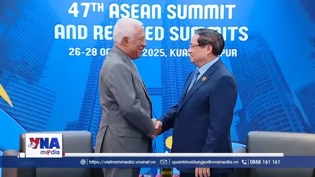 Thủ tướng Phạm Minh Chính gặp Chủ tịch Hội đồng châu Âu