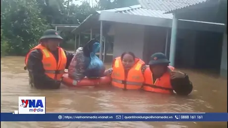 Huế Đã cắt đỉnh lũ nhưng vẫn còn ngập lụt nghiêm trọng