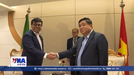 Phó Thủ tướng Nguyễn Chí Dũng dự Hội nghị FII9 và tiếp đối tác Saudi Arabia