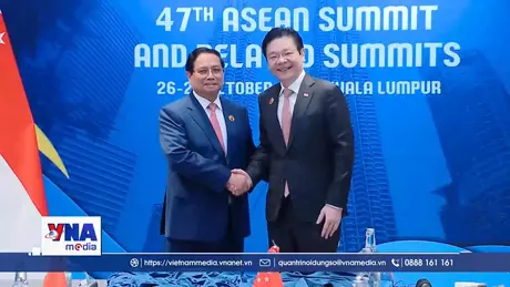 Thủ tướng Phạm Minh Chính gặp Thủ tướng Singapore