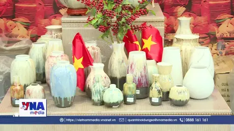 Thổi hồn cho gốm Hà Thành