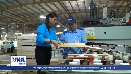 Người nối kết yêu thương nơi công xưởng