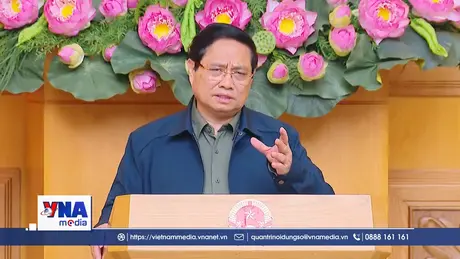 Thủ tướng họp về tình hình mưa lũ ở miền Trung