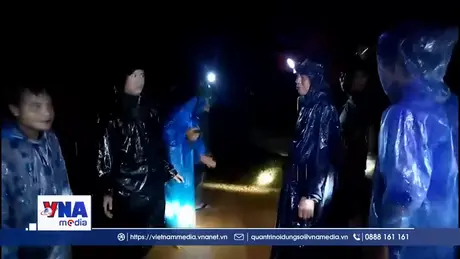 Biên phòng Quảng Trị di dời người dân ra khỏi vùng sạt lở