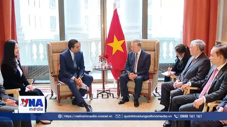 Tổng Bí thư tiếp lãnh đạo một số tập đoàn, tổ chức tài chính quốc tế