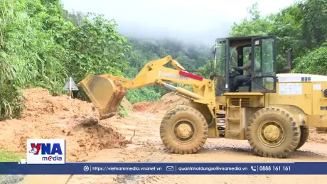 Đèo Lò Xo tiếp tục sạt lở, khuyến cáo không qua đèo