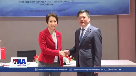 Việt Nam và Singapore ký bản ghi nhớ về hợp tác thương mại gạo