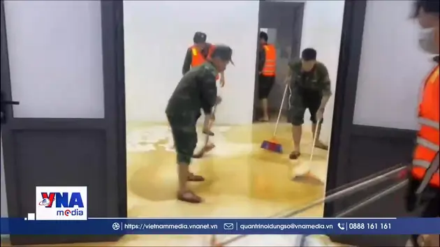 Đà Nẵng khẩn trương vệ sinh môi trường sau lũ