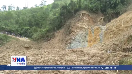 Phó Thủ tướng Hồ Quốc Dũng kiểm tra khắc phục sạt lở tại xã Ngọc Linh