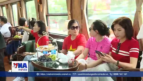 Hành trình thư giãn trên tàu hạng sang “Hoa Phượng đỏ”