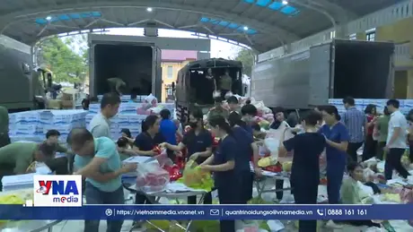 Bộ Công an gửi 30 tấn hàng hóa cứu trợ người dân rốn lũ Huế