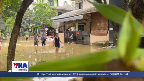 Người dân vùng trũng Huế lo sợ nước dâng cao trở lại