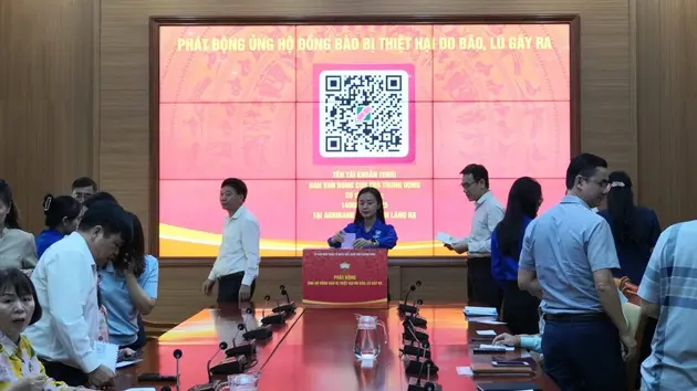 Quảng Ninh chung tay giúp miền Trung vượt qua bão lũ