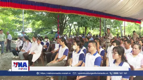 Quan tâm, chăm sóc sức khoẻ cho người dân miền Nam Campuchia