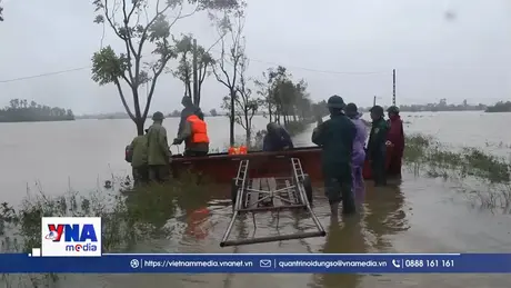 Hà Tĩnh: Khẩn trương phòng chống lũ khi hàng ngàn hộ dân ngập nước