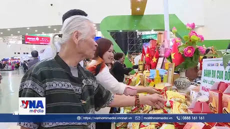 Gian hàng OCOP Hải Phòng lọt top đông khách tại Hội chợ Mùa Thu 2025