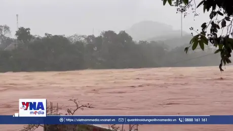 Mưa lũ gây chia cắt khu vực miền núi Quảng Trị