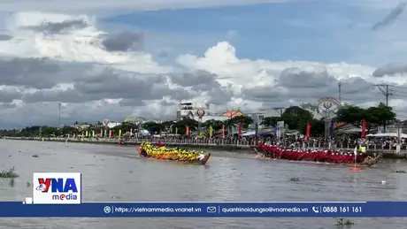 Vĩnh Long khai mạc giải đua ghe Ngo của đồng bào Khmer