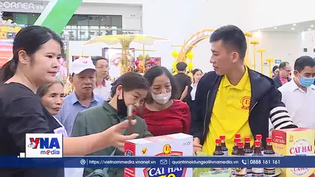 Các sản vật của Hải Phòng hút khách tại hội chợ mùa thu 2025