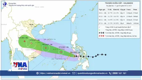 Bão Kalmaegi áp sát Biển Đông, hướng vào miền Trung