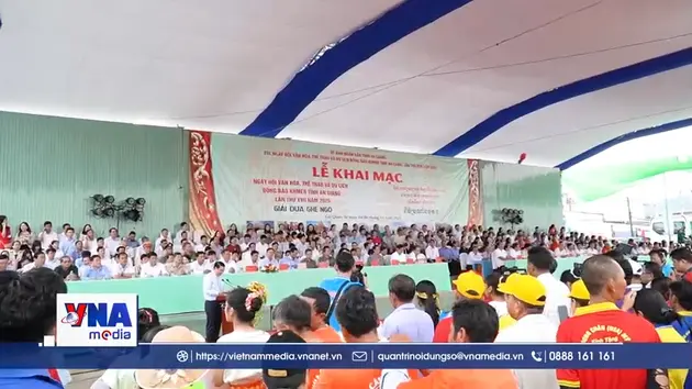 Rộn ràng Lễ hội Ok Om Bok tại An Giang