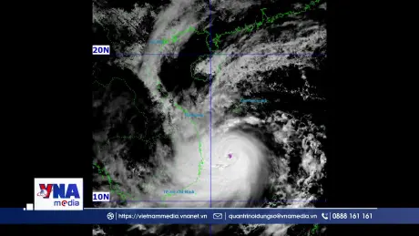 Cấp bách ứng phó bão số 13