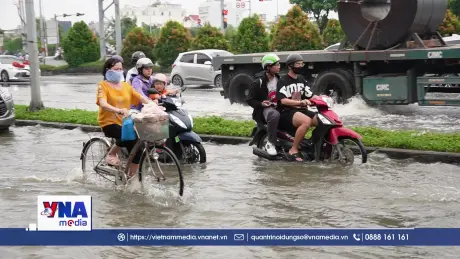 Triều cường vượt mức lịch sử tại Tp. Hồ Chí Minh