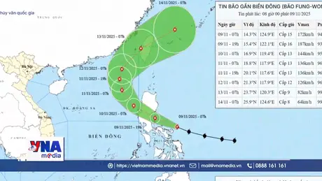 Bão FUNG-WONG mạnh cấp 15, sáng mai đi vào Biển Đông