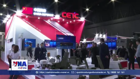 Việt Nam tham dự Triển lãm Quốc phòng