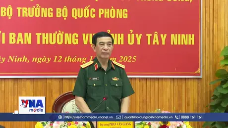 Bộ trưởng Quốc phòng làm việc với Tỉnh ủy Tây Ninh
