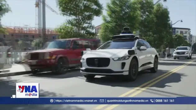 Waymo triển khai dịch vụ taxi tự hành trên đường cao tốc tại Mỹ