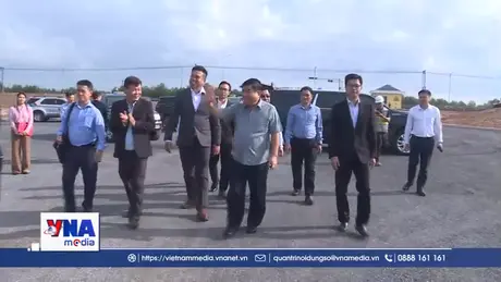 Phó Thủ tướng Nguyễn Chí Dũng kiểm tra các dự án trọng điểm tại Quảng Trị