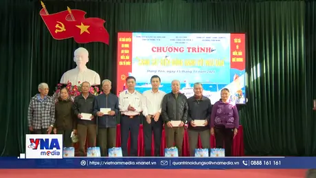 Cảnh sát biển đồng hành cùng ngư dân Hưng Yên vươn khơi bám biển