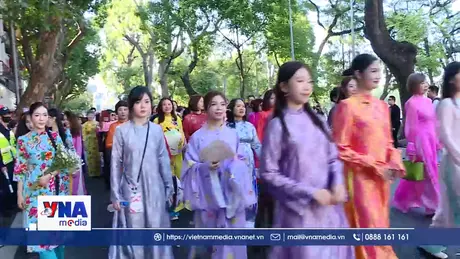 Áo dài Du lịch Hà Nội – Lan tỏa tình yêu di sản