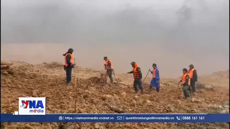 Huy động cảnh khuyển tìm kiếm các nạn nhân nghi mất tích do sạt lở