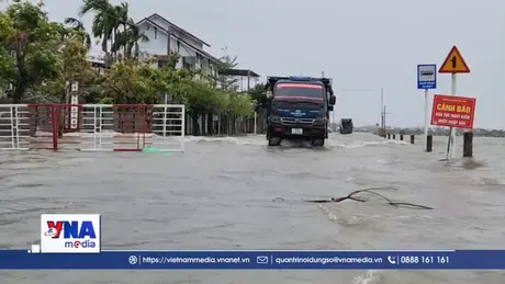 Cuộc sống người dân Huế đảo lộn vì nước lũ lại lên cao