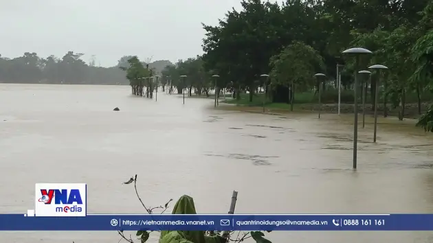 Huế: Lũ trên các sông dâng cao do mưa lớn