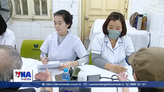 Không ai bị bỏ lại phía sau: Bắt bệnh sớm cho người già, người yếu thế